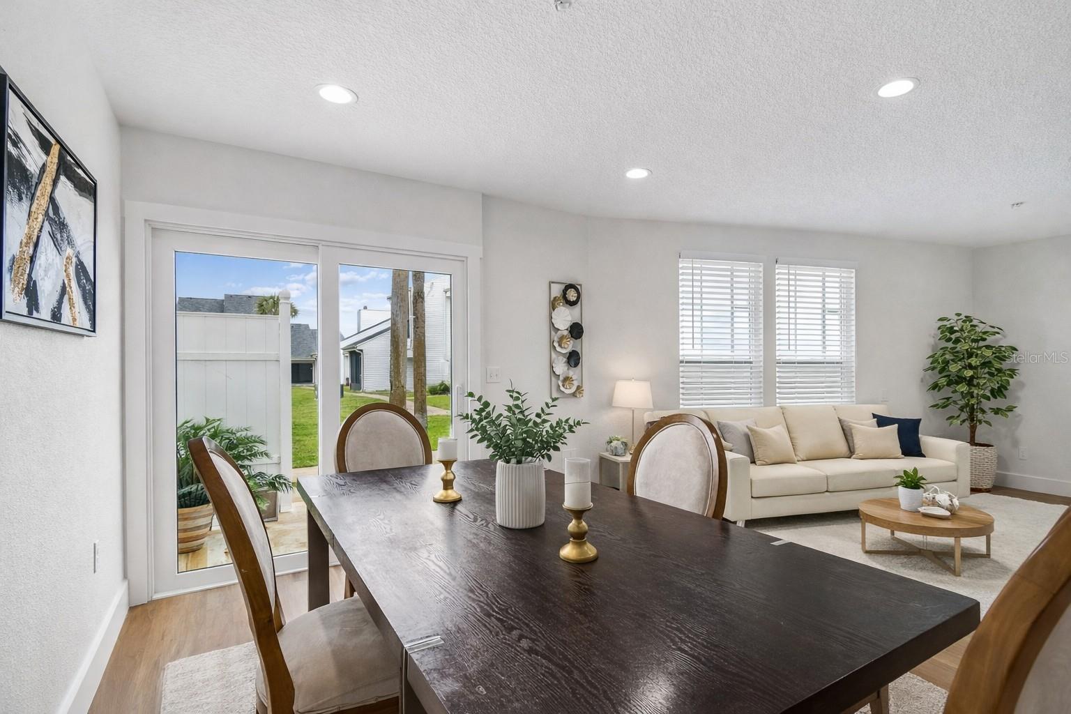 Image 6 of 40 For 718 Haven Place 718