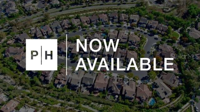 Listing photo id 1 for 7922 Bon Air Way