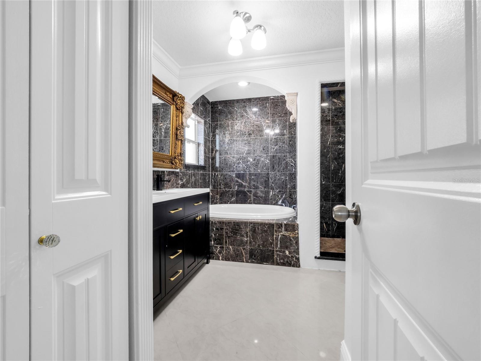 Image 19 of 46 For 3122 Crest Avenue