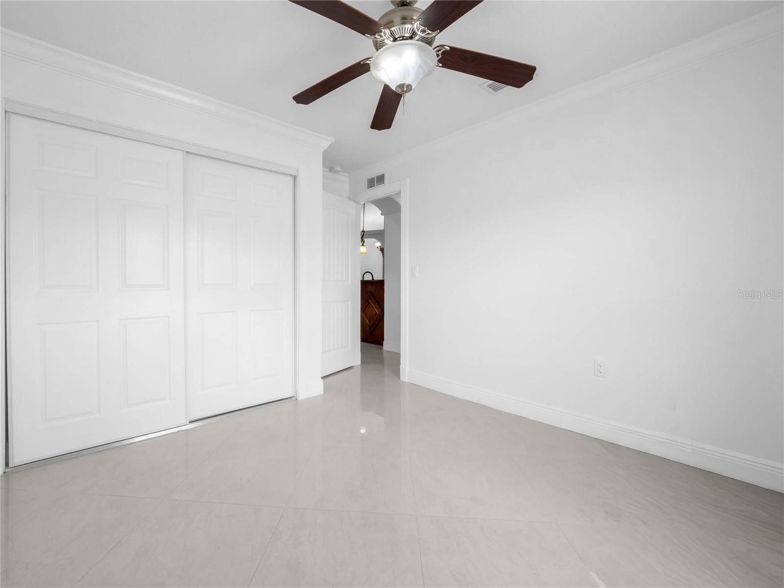 Image 23 of 46 For 3122 Crest Avenue