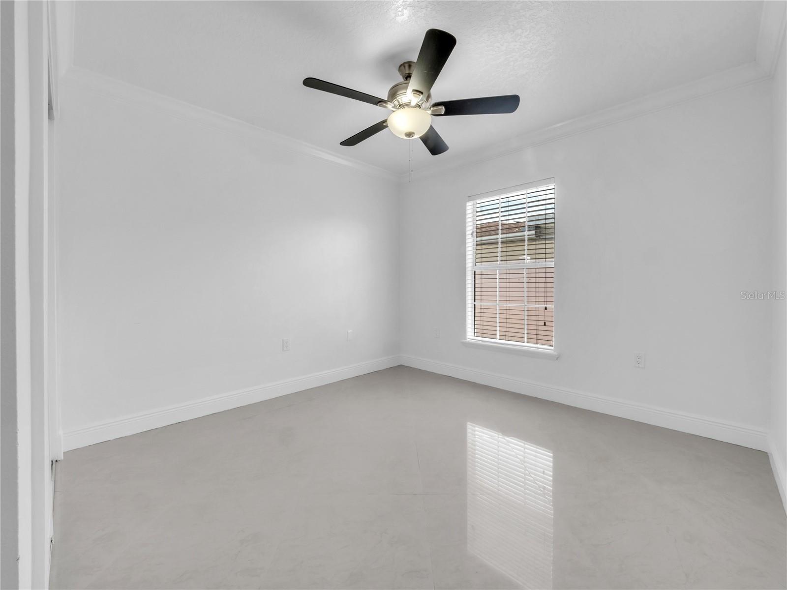 Image 24 of 46 For 3122 Crest Avenue