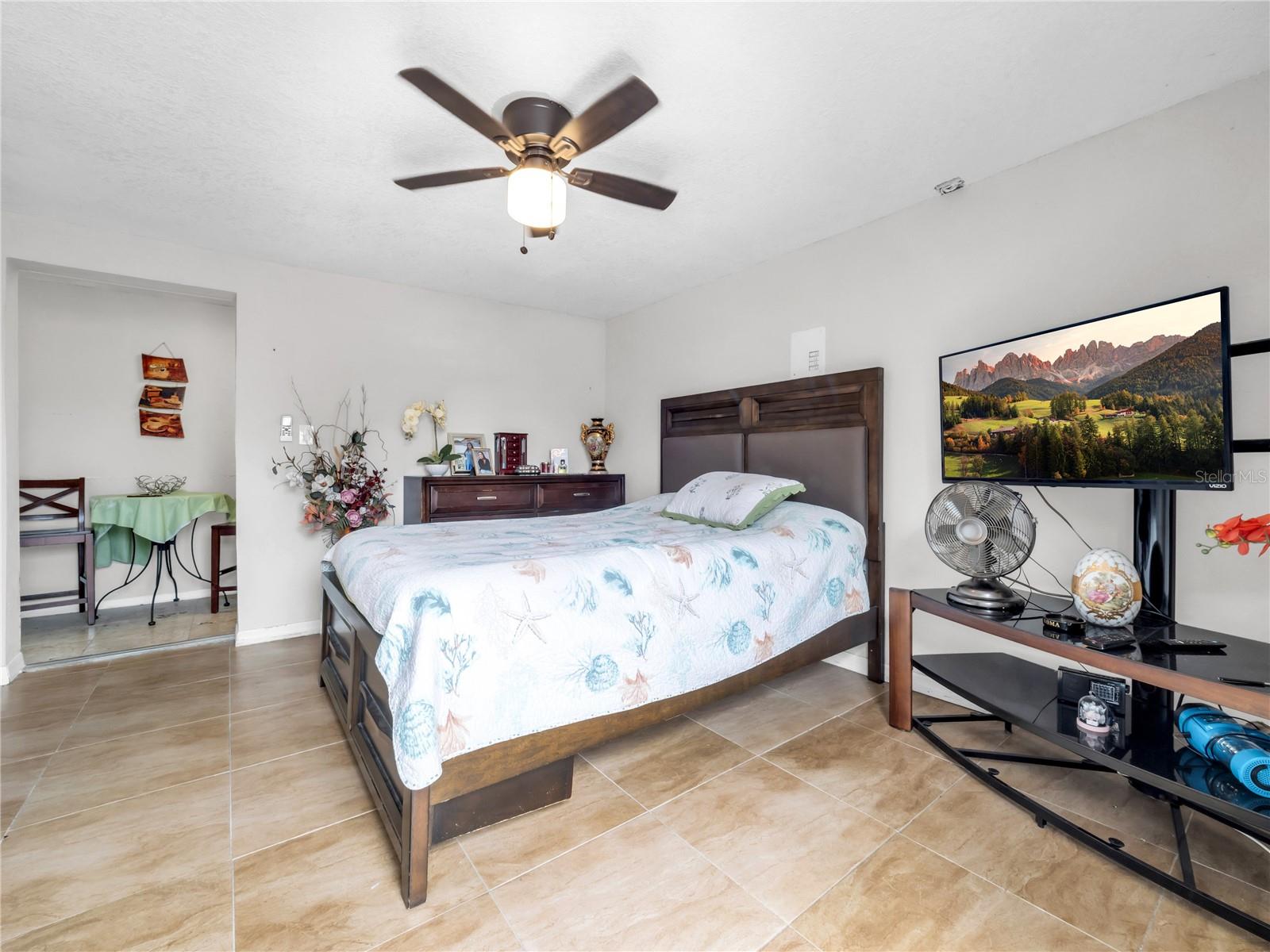 Image 37 of 46 For 3122 Crest Avenue