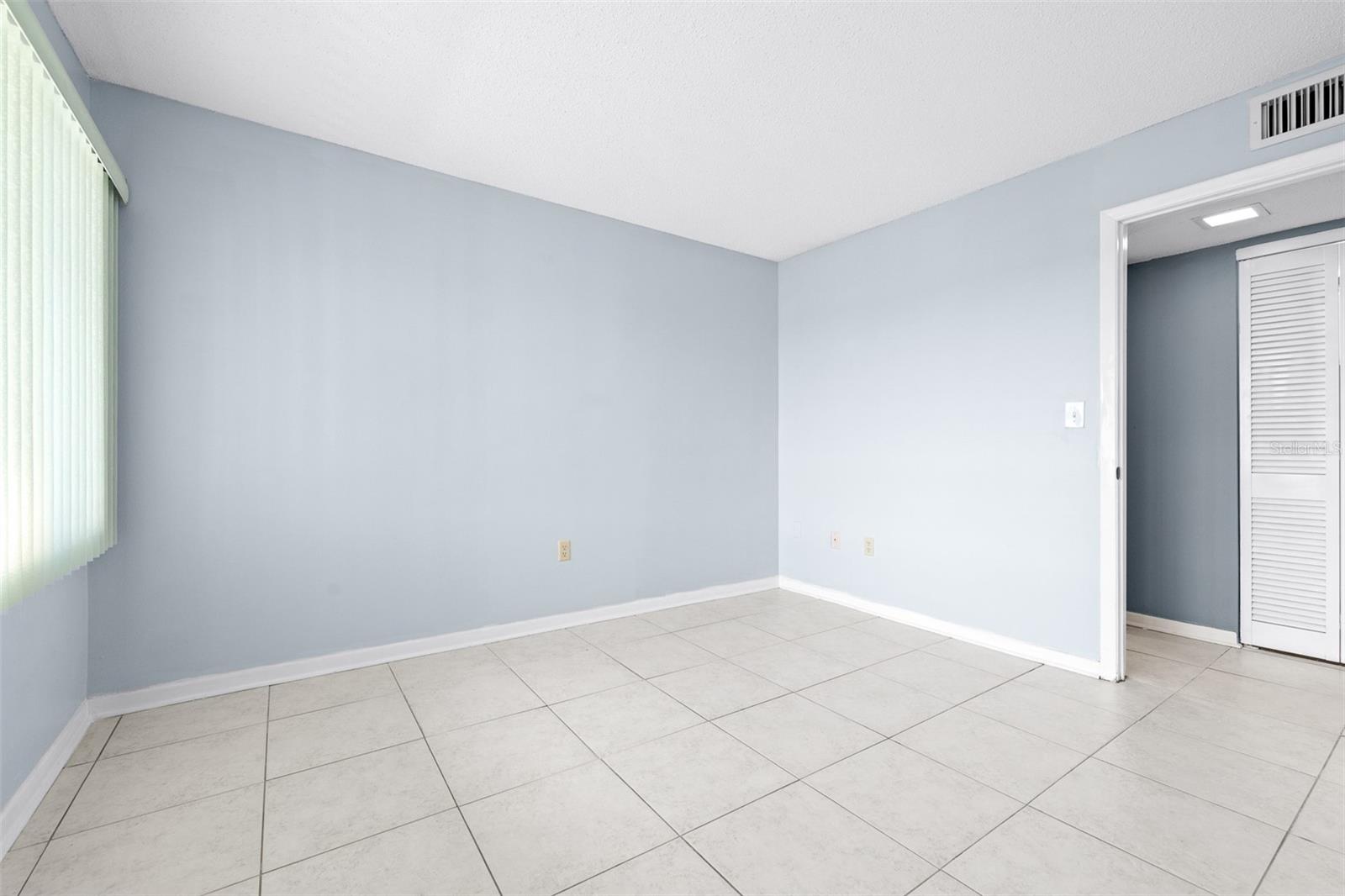 Image 29 of 61 For 8950 Park Boulevard 609