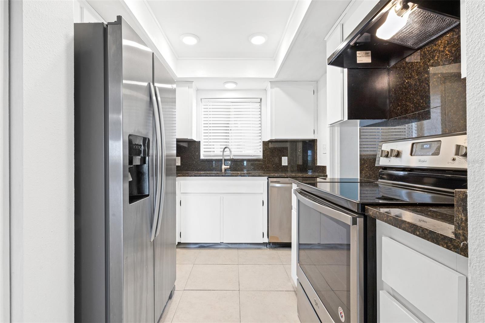 Image 41 of 61 For 8950 Park Boulevard 609