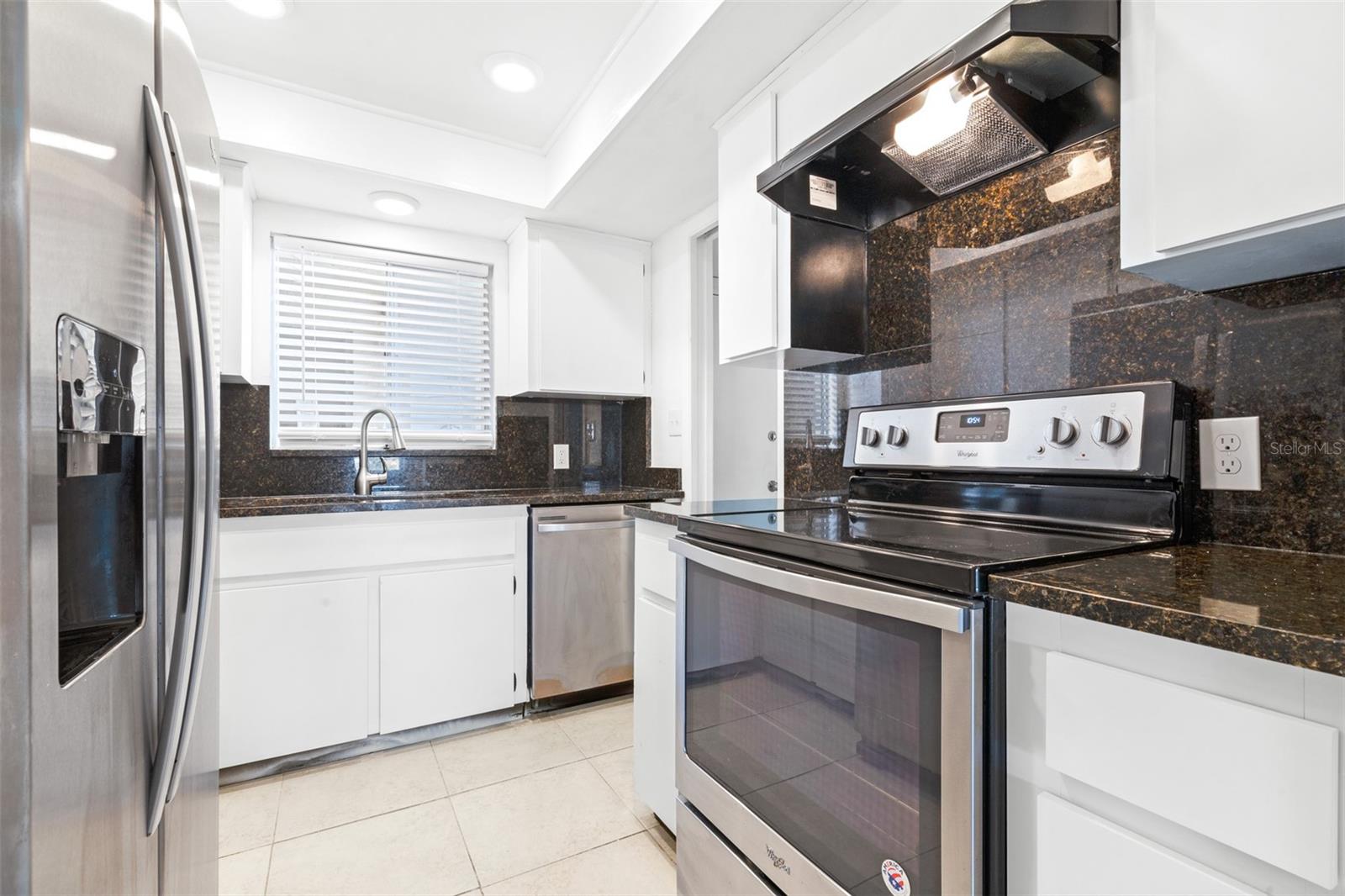 Image 42 of 61 For 8950 Park Boulevard 609