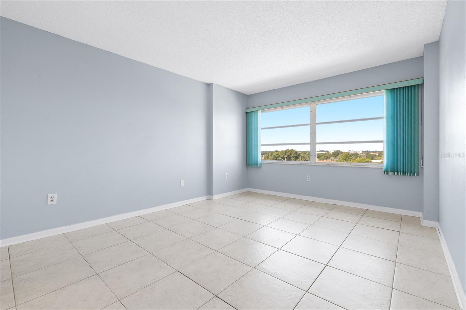 Image 46 of 61 For 8950 Park Boulevard 609