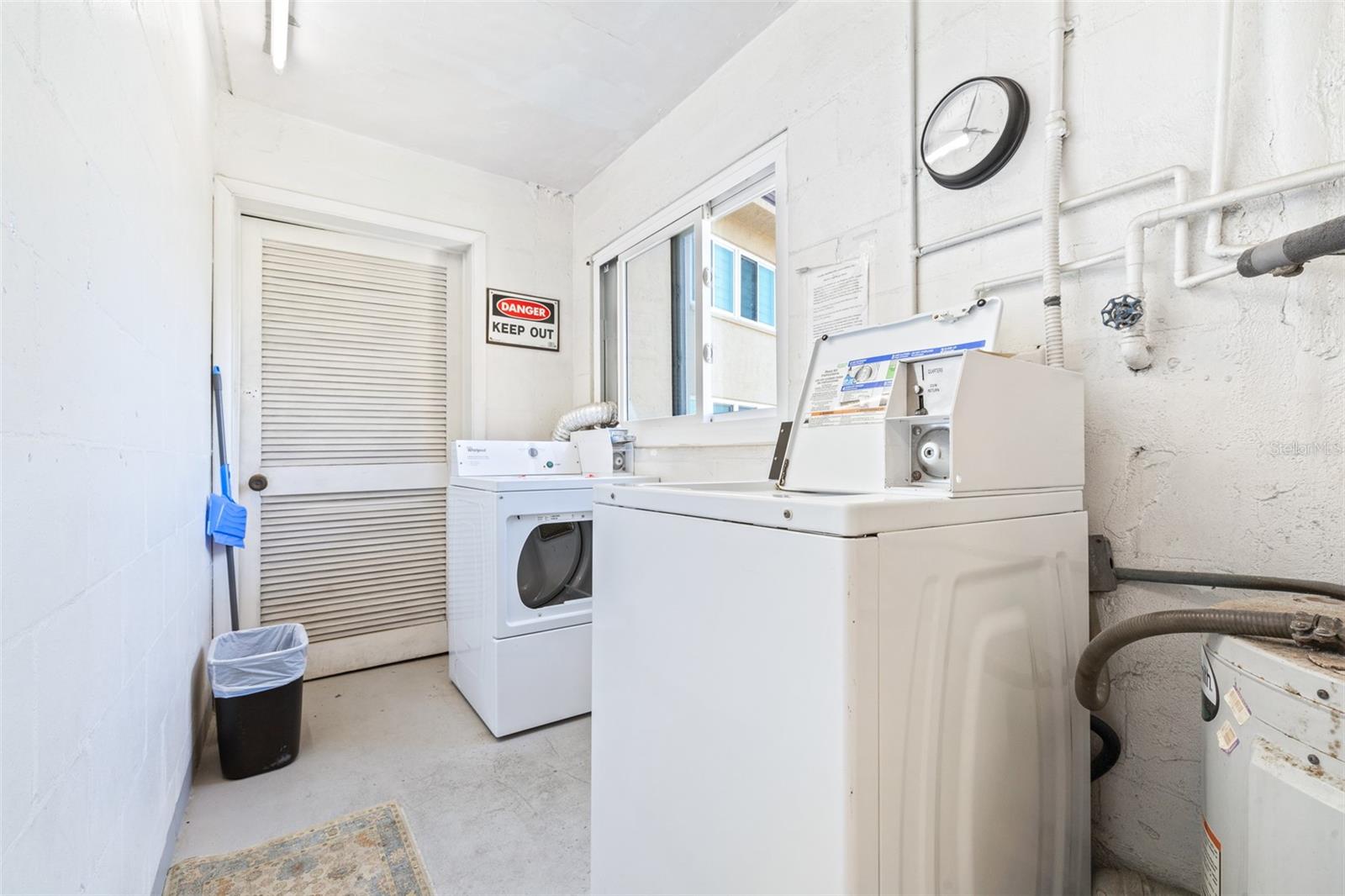 Image 9 of 61 For 8950 Park Boulevard 609