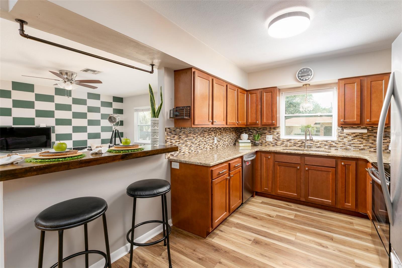 Image 18 of 51 For 8242 31st Terrace N