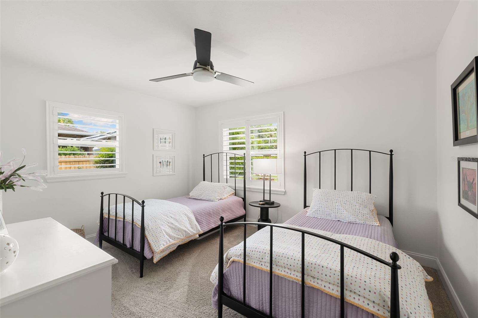 Image 39 of 72 For 18520 Wayne Road