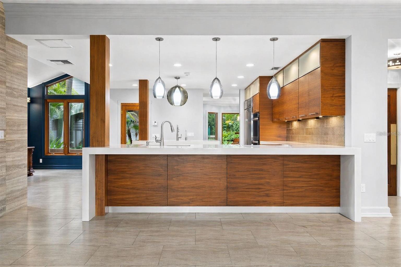 Listing photo id 22 for 8602 Bonnie Cove Lane