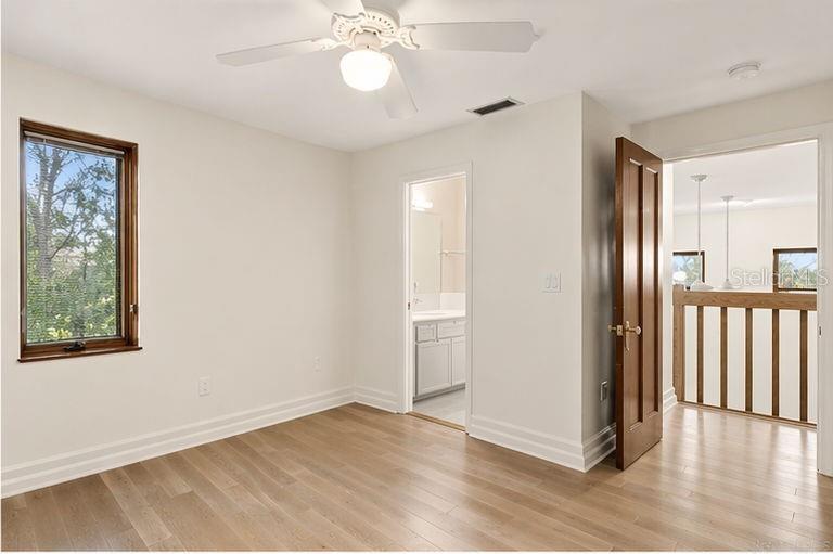 Listing photo id 30 for 8602 Bonnie Cove Lane