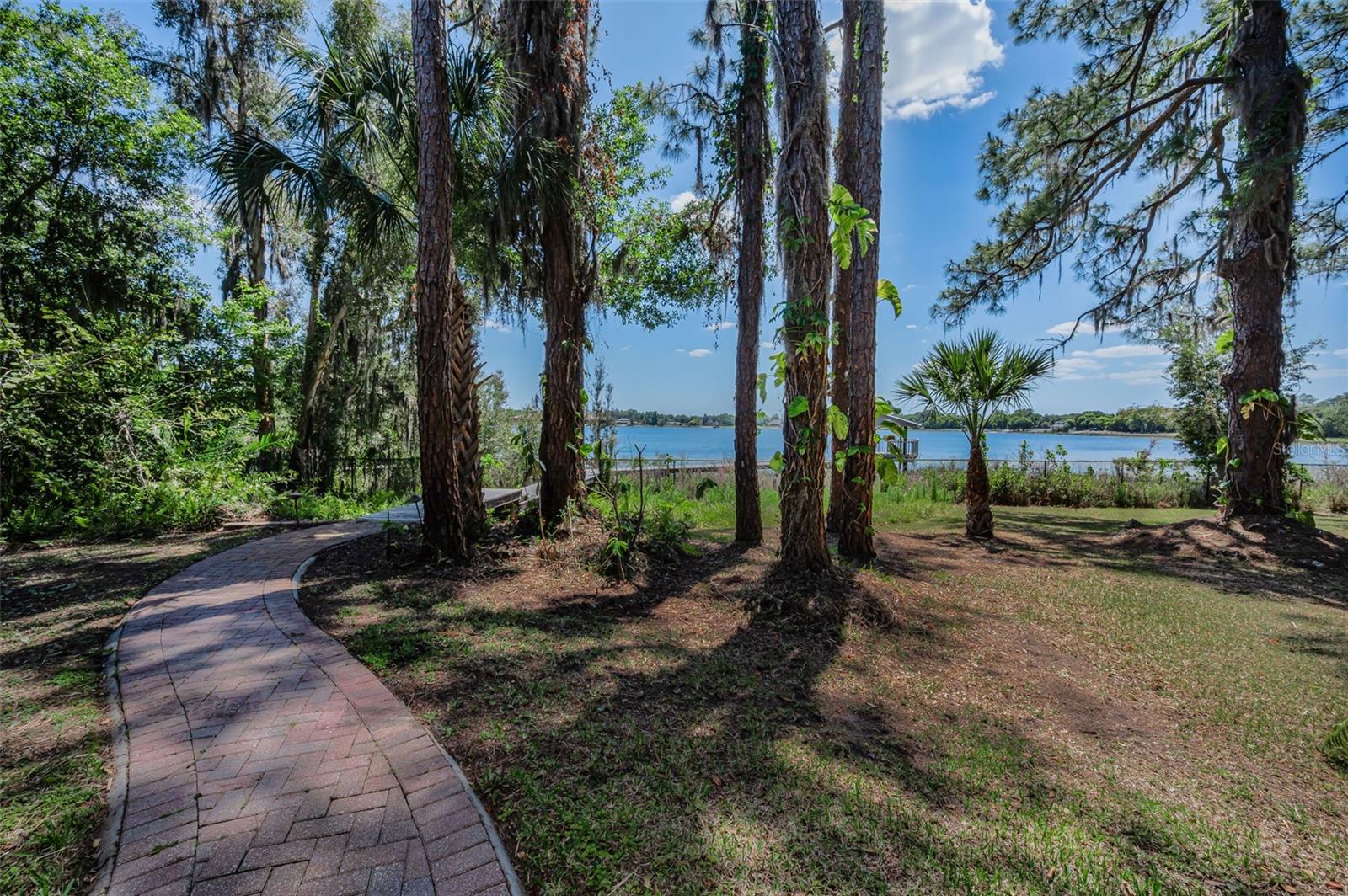 Listing photo id 48 for 8602 Bonnie Cove Lane