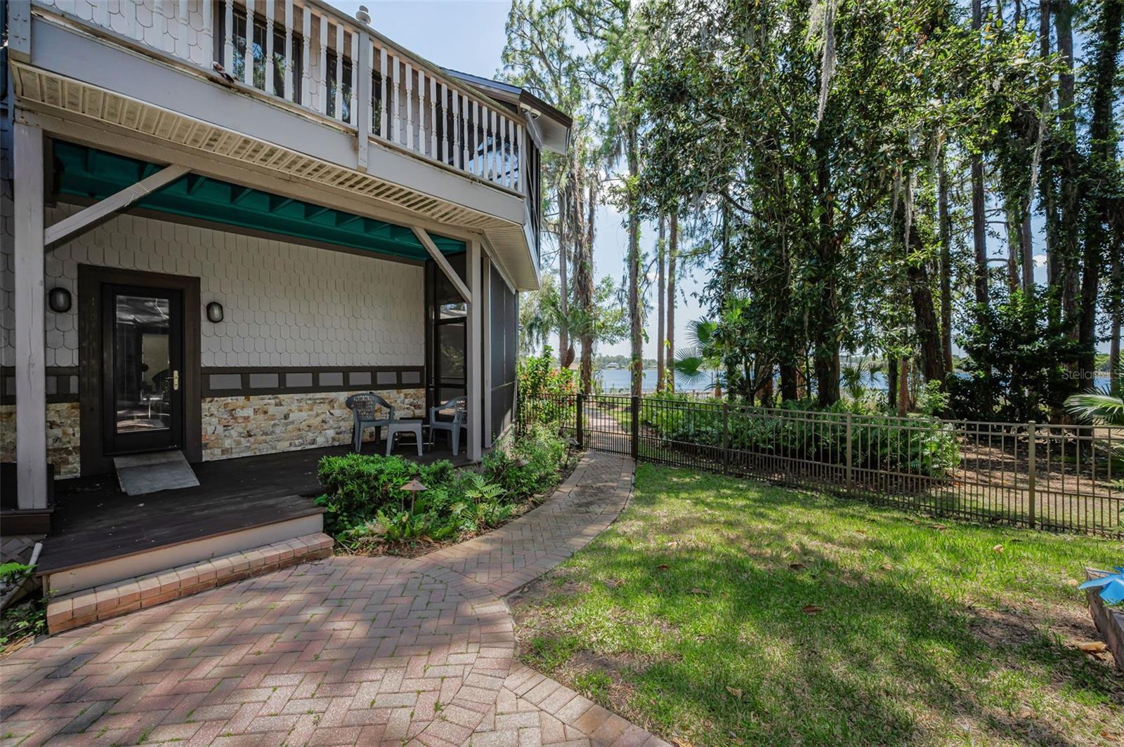 Listing photo id 59 for 8602 Bonnie Cove Lane