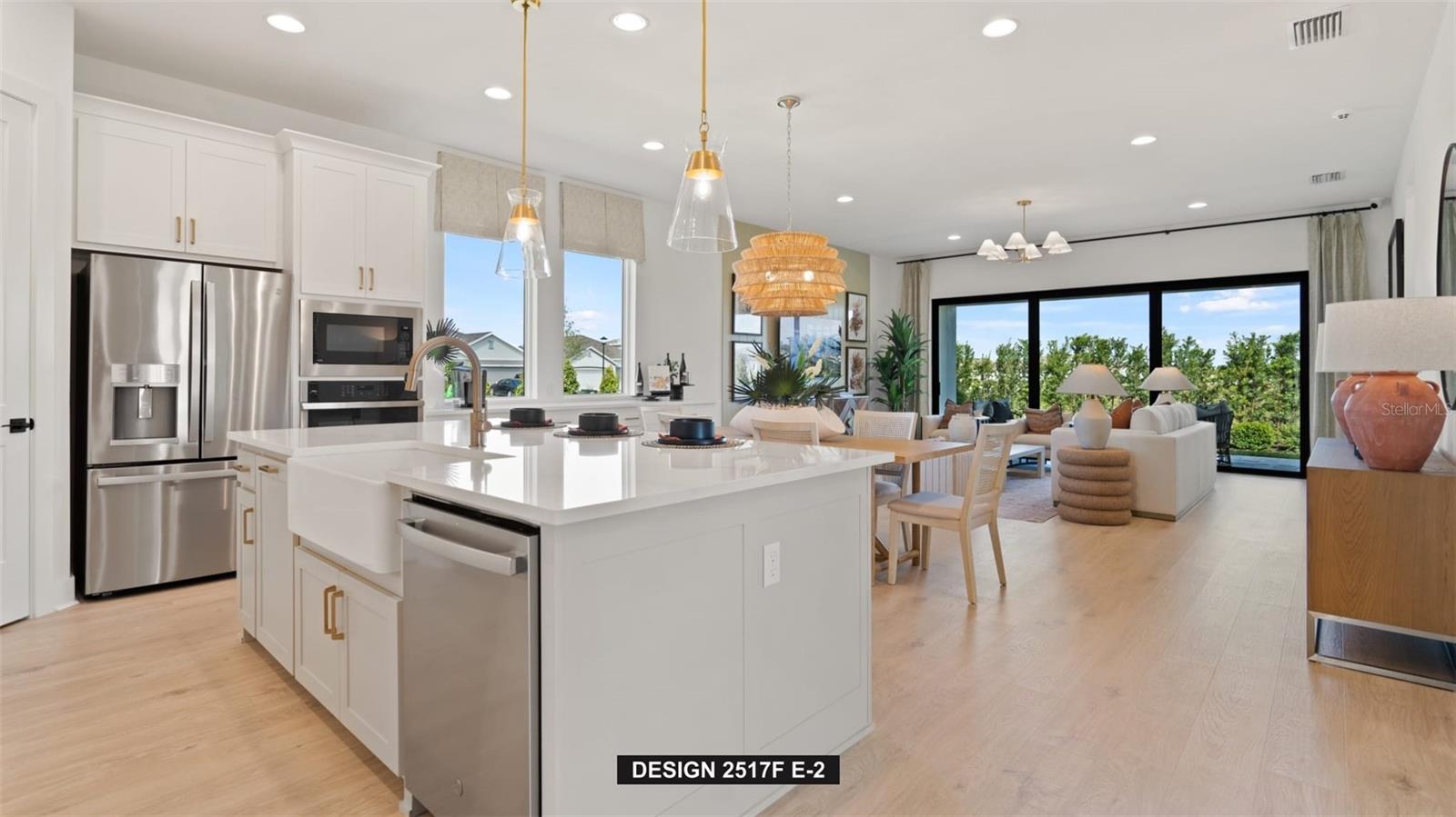 Listing photo id 3 for 9531 Sandy Shores Street