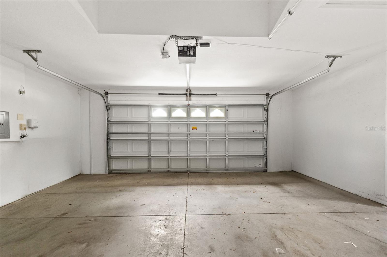 Image 11 of 49 For 13655 Artesa Bell Drive