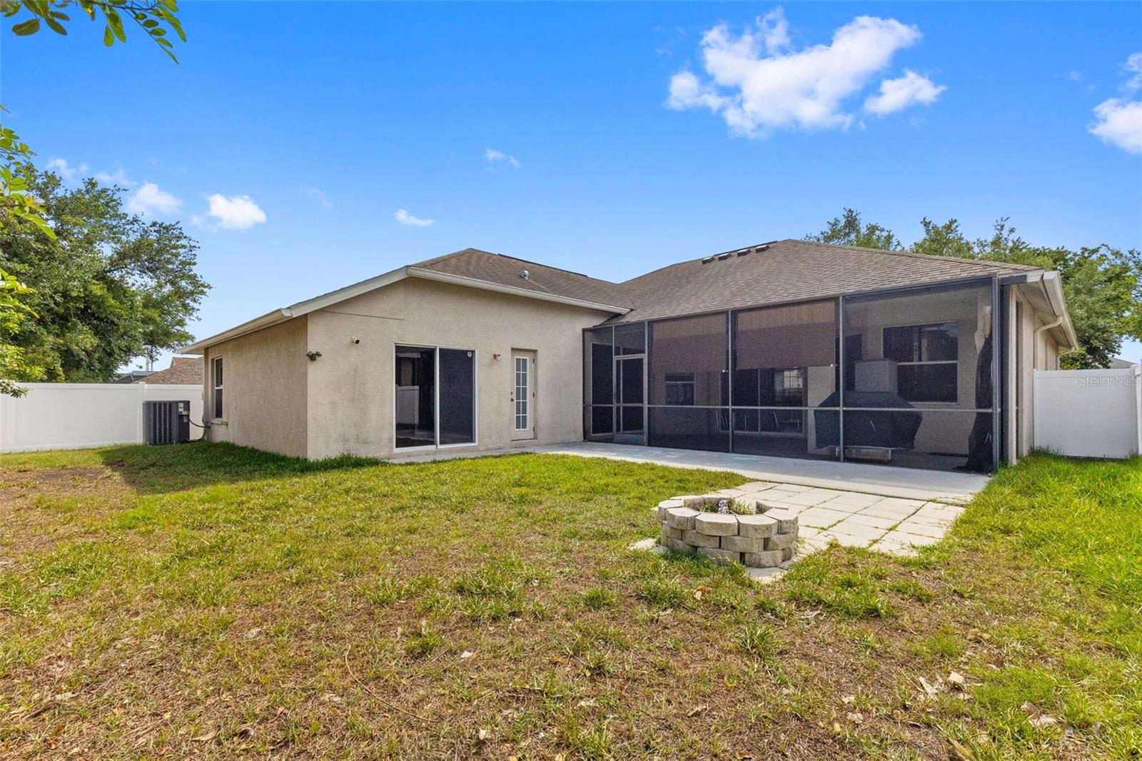 Image 14 of 49 For 13655 Artesa Bell Drive