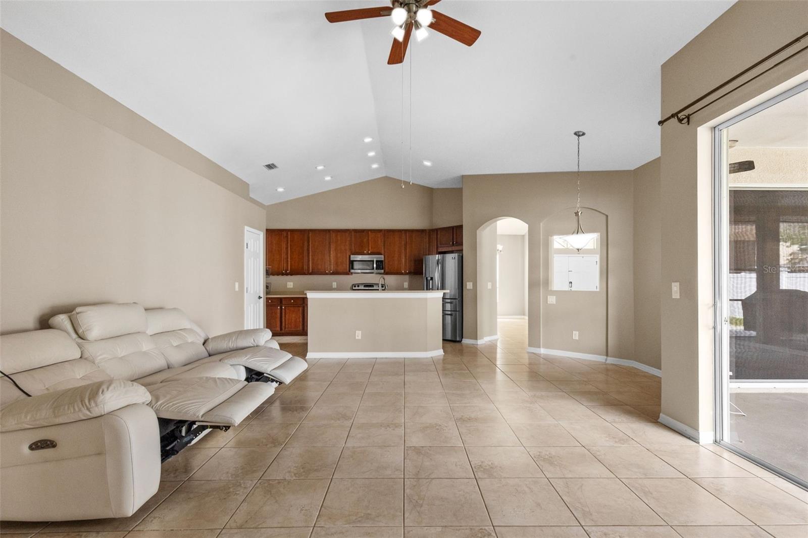 Image 31 of 49 For 13655 Artesa Bell Drive
