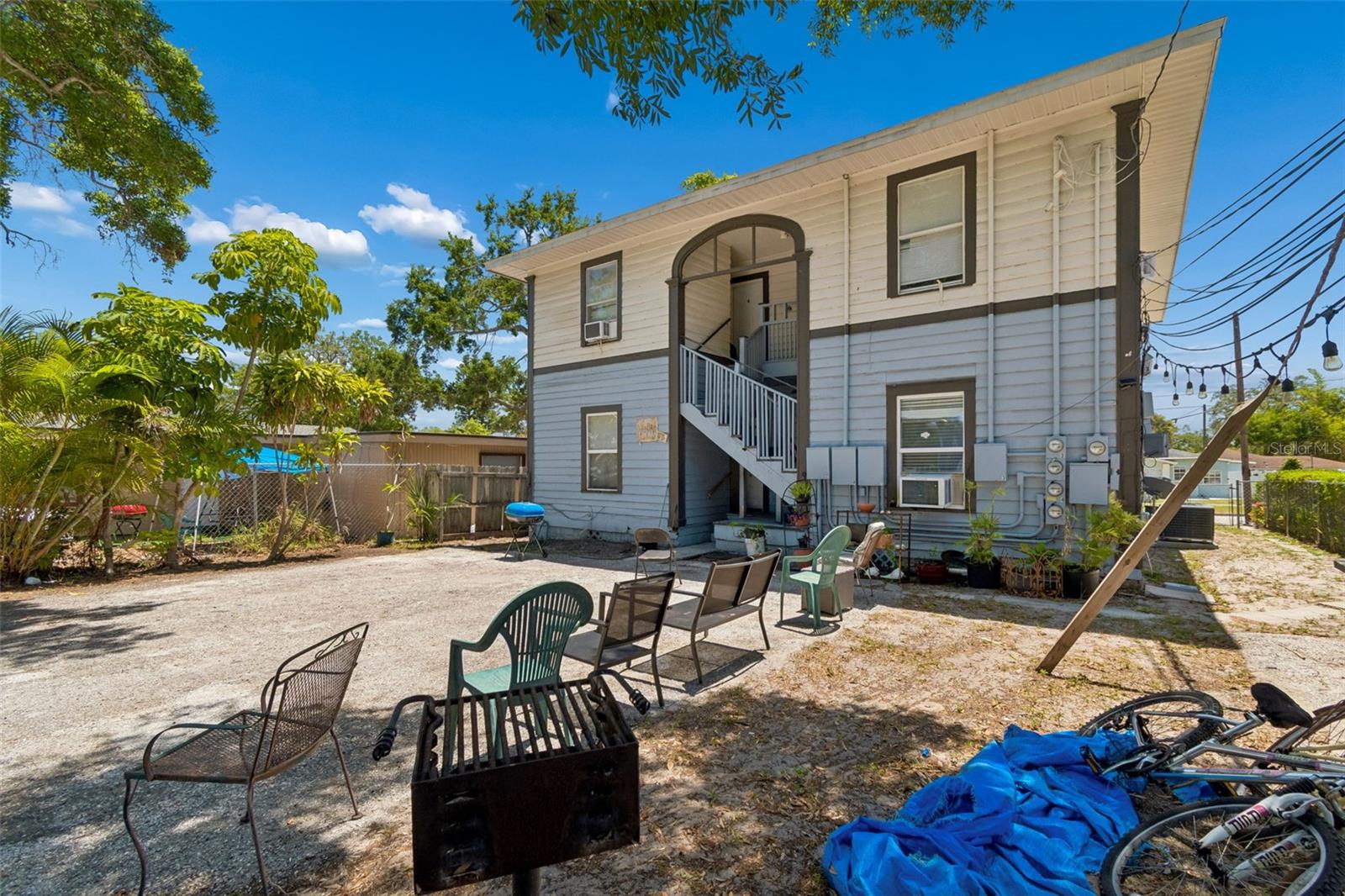 Image 11 of 44 For 1033 19th Avenue S