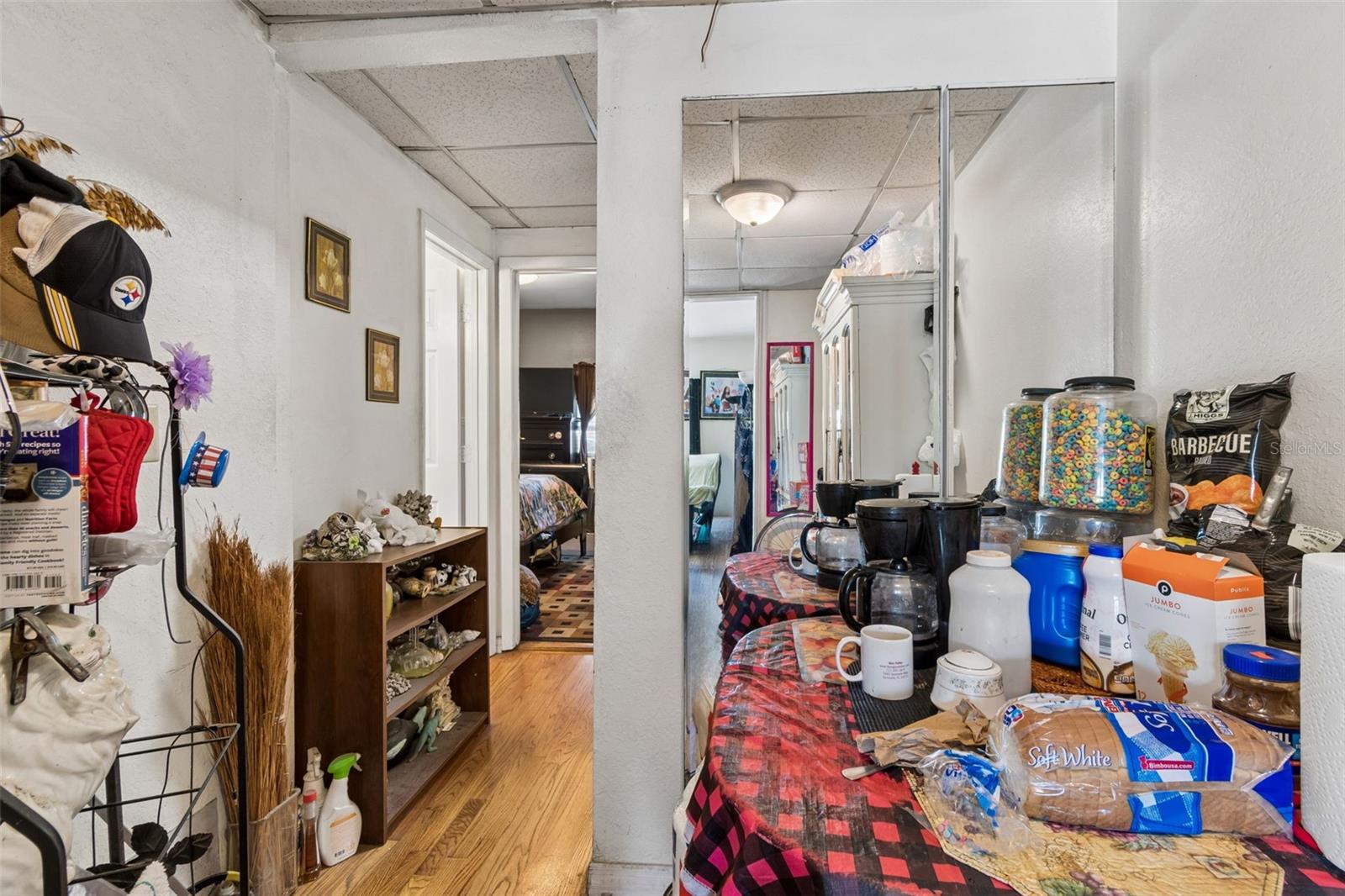 Image 23 of 44 For 1033 19th Avenue S