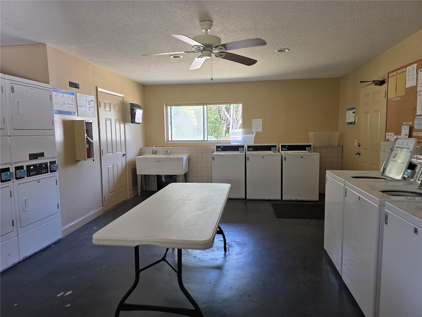 Image 20 of 22 For 4215 Bay Drive 1403