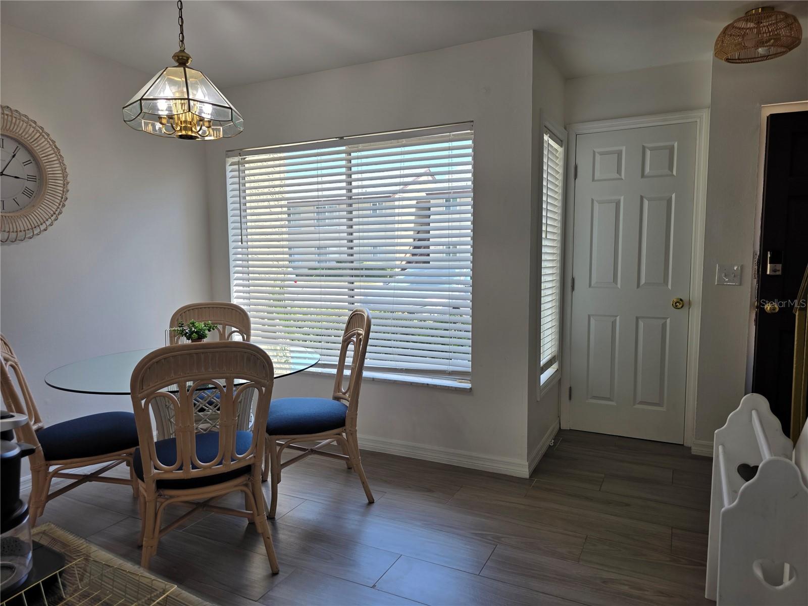 Image 4 of 22 For 4215 Bay Drive 1403