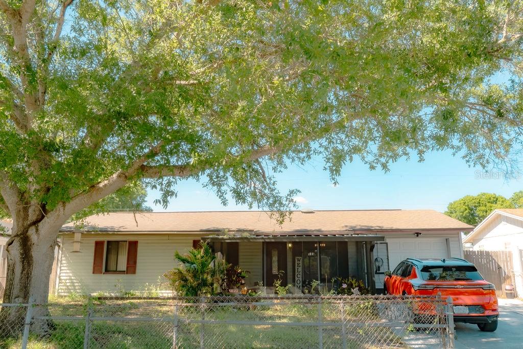Details for 8204 Trammell Trail, TAMPA, FL 33619
