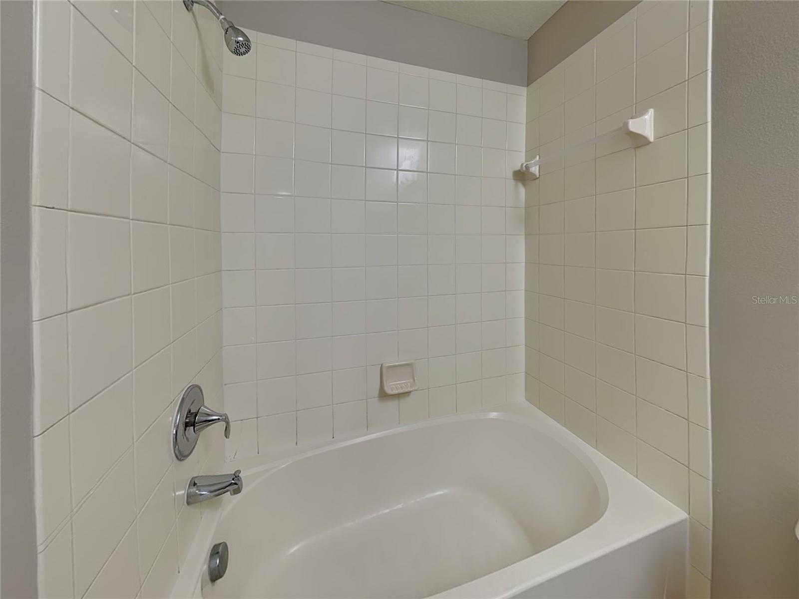 Image 15 of 30 For 2114 Richwood Pike Drive