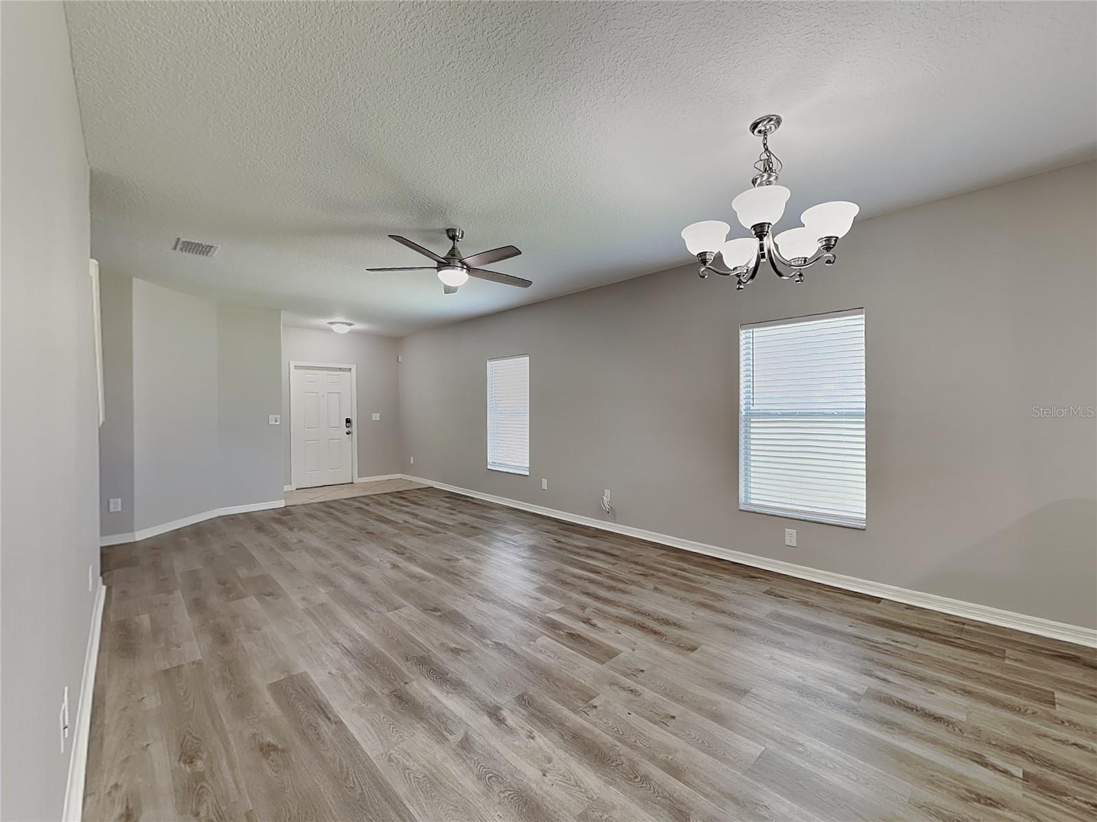Image 2 of 30 For 2114 Richwood Pike Drive