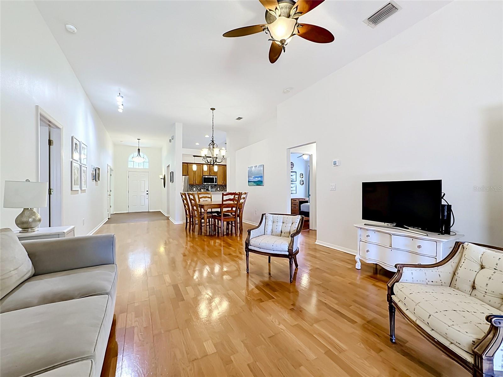 Image 30 of 69 For 6711 Somerset Garden Way