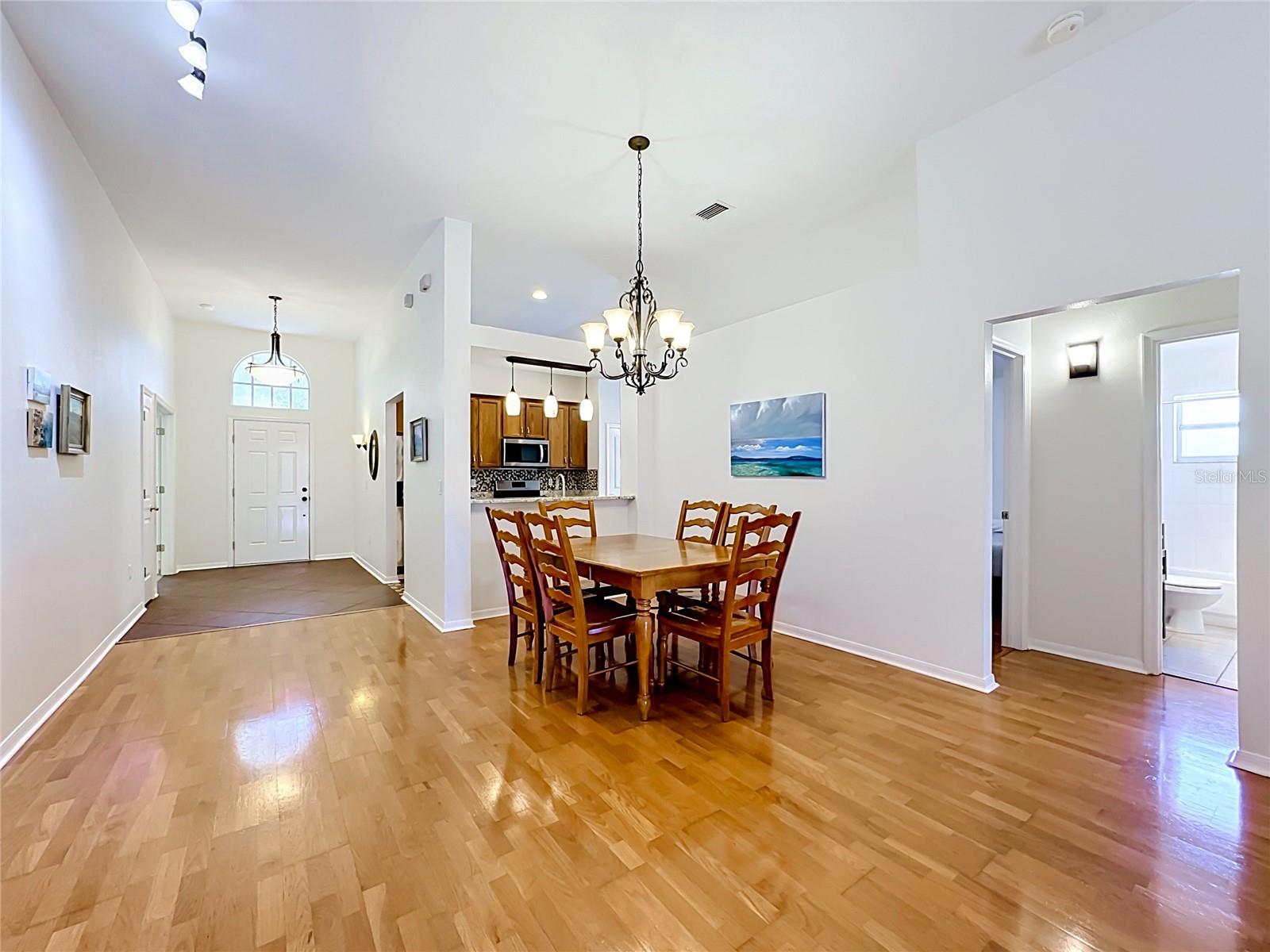 Image 31 of 69 For 6711 Somerset Garden Way