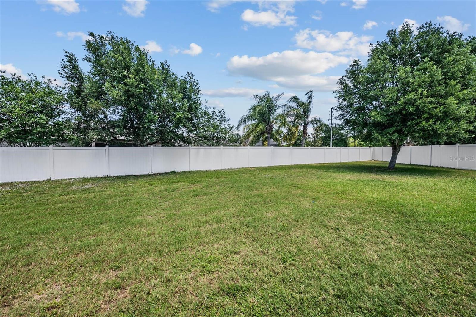 Image 36 of 43 For 14336 Haddon Mist Drive