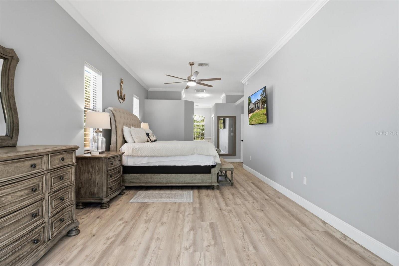 Image 21 of 53 For 11870 Waterway Drive