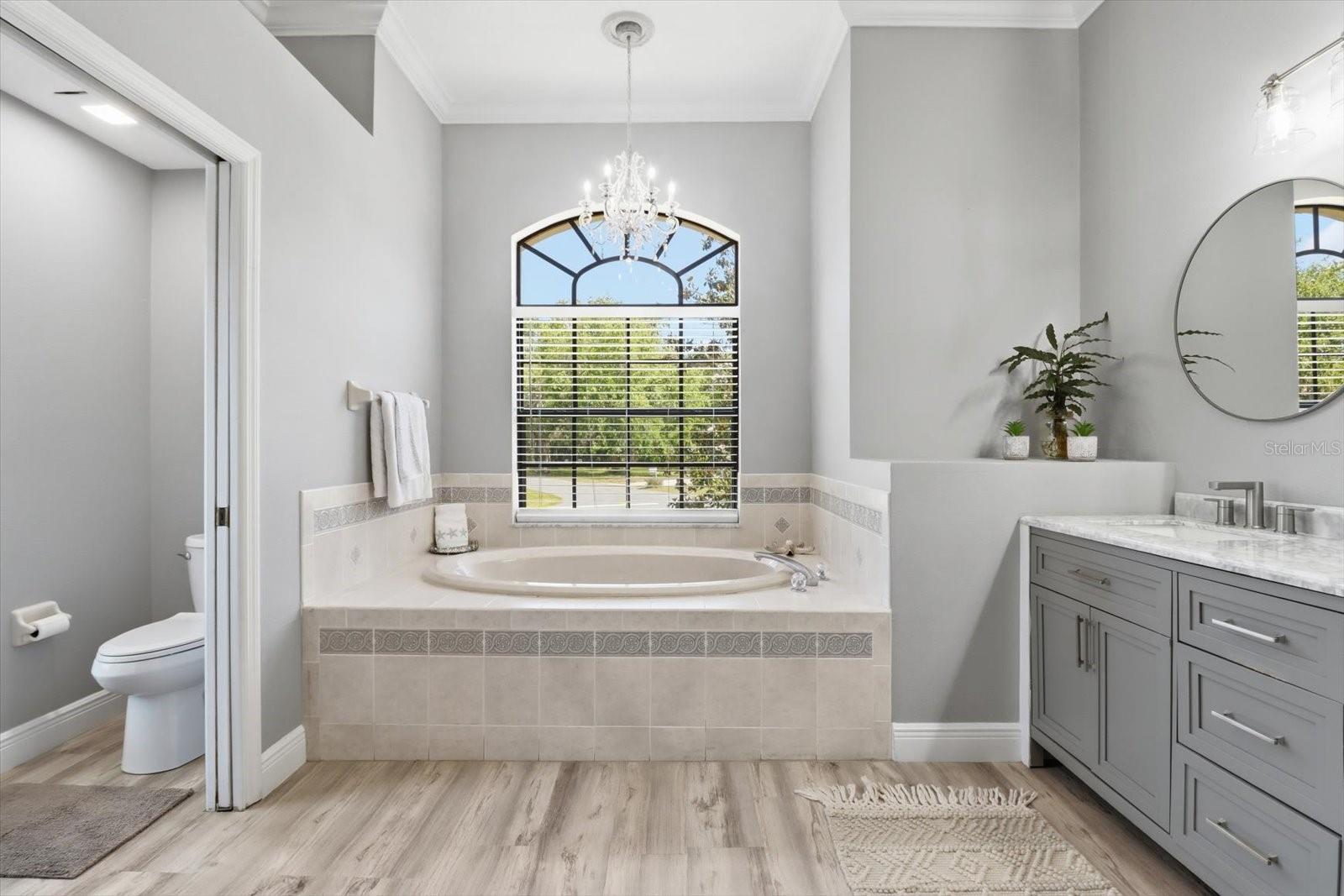 Image 23 of 53 For 11870 Waterway Drive