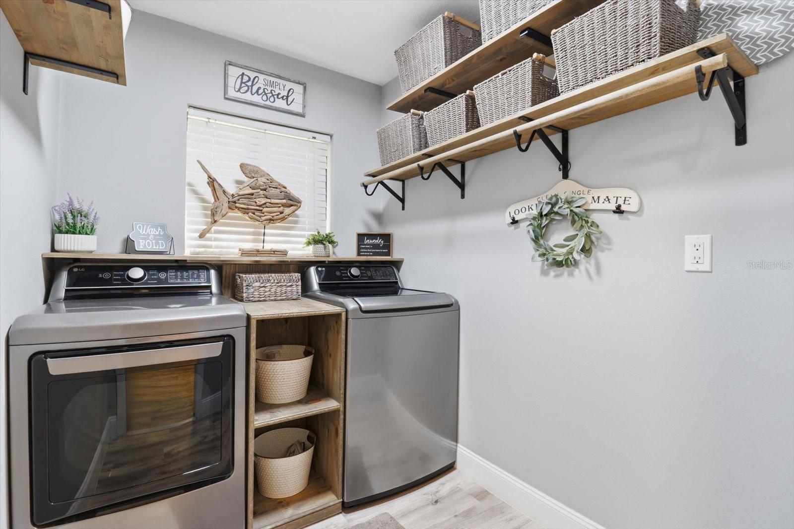 Image 31 of 53 For 11870 Waterway Drive