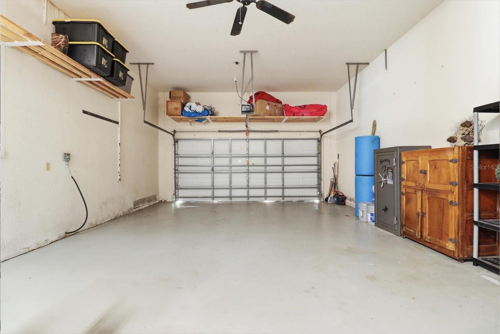 Image 32 of 53 For 11870 Waterway Drive