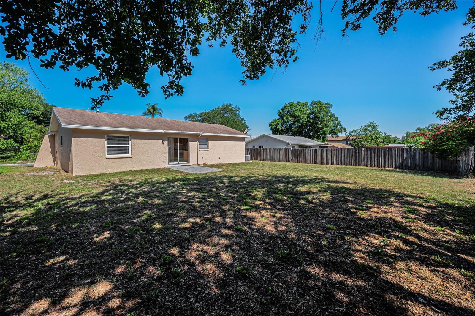 Image 30 of 37 For 2611 Knoll Street W