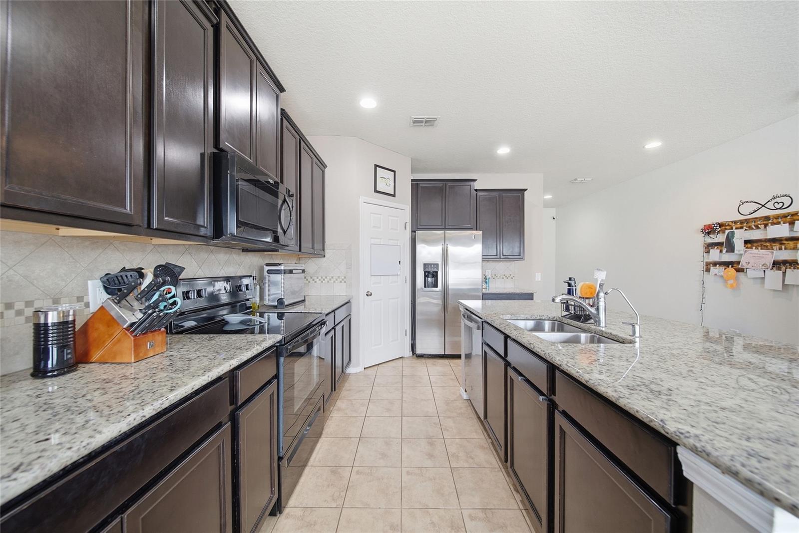Image 10 of 37 For 15476 Stone House Drive