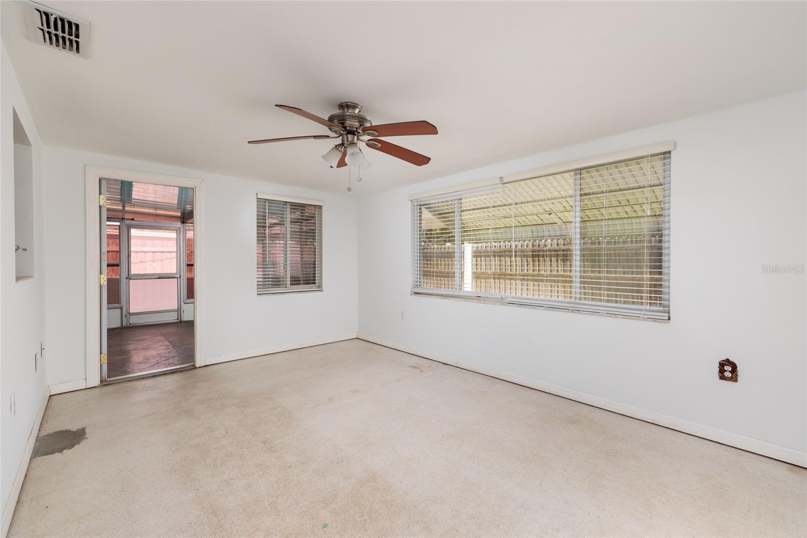 Image 15 of 37 For 5209 Lofton Drive