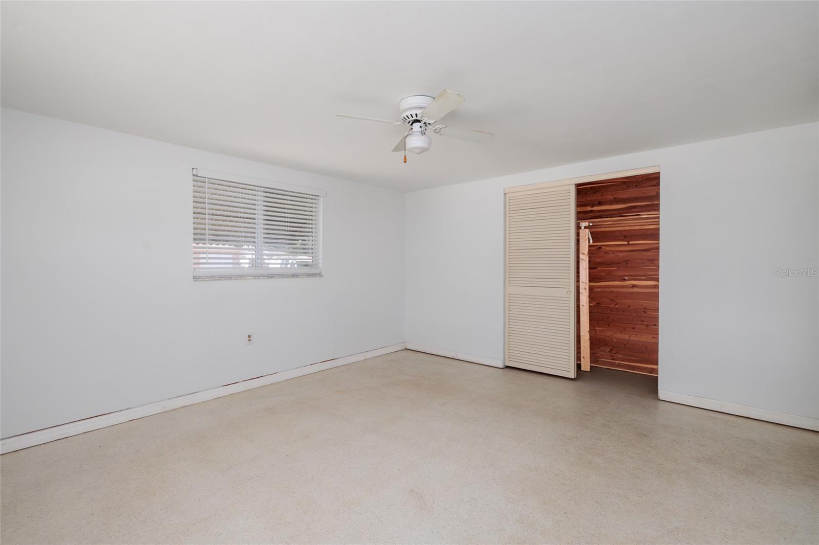 Image 17 of 37 For 5209 Lofton Drive