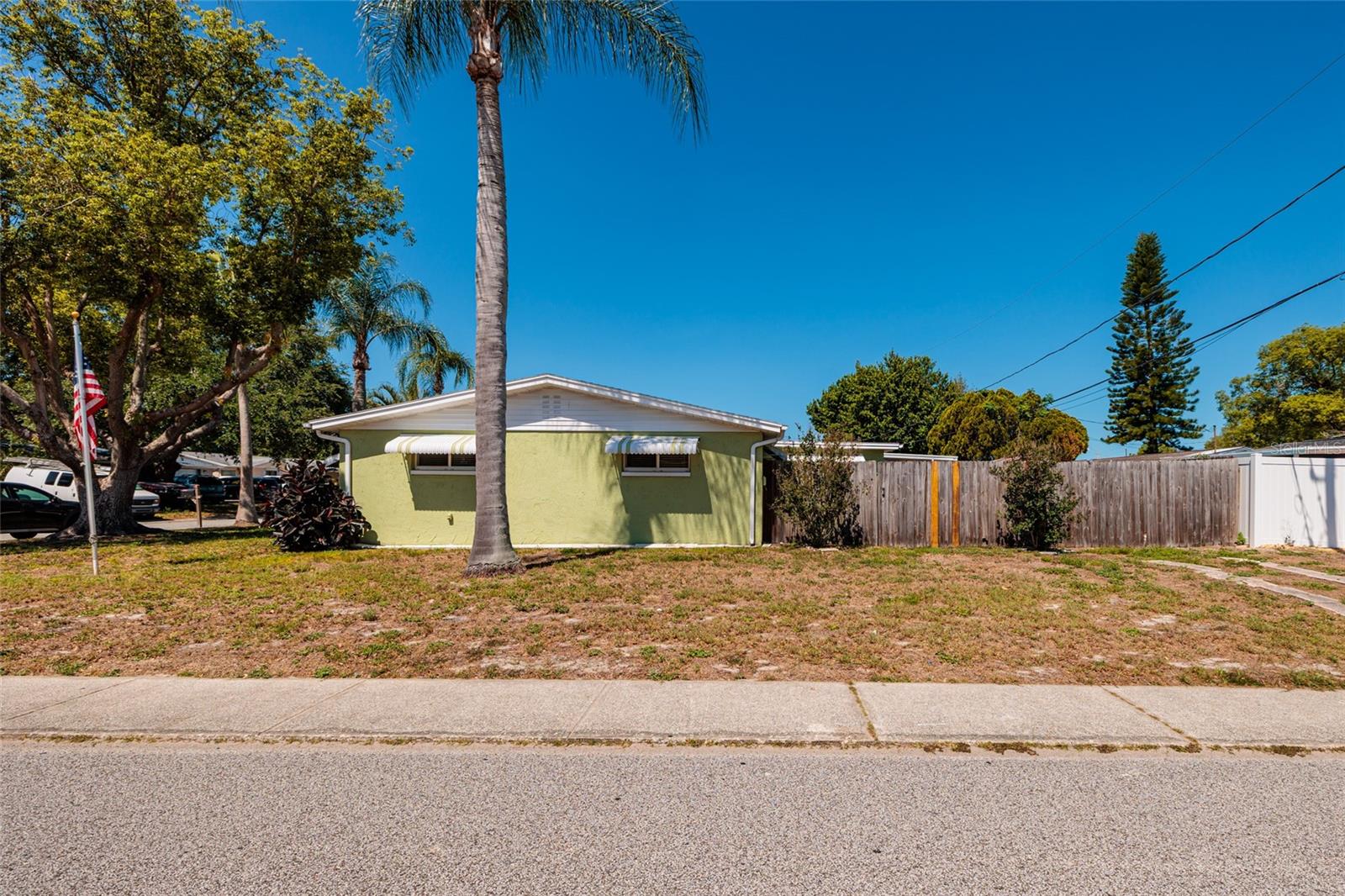 Image 29 of 37 For 5209 Lofton Drive