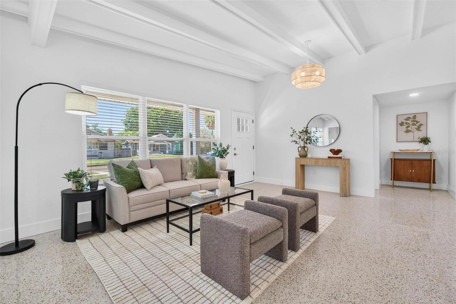 Image 5 of 28 For 4029 3rd Avenue S