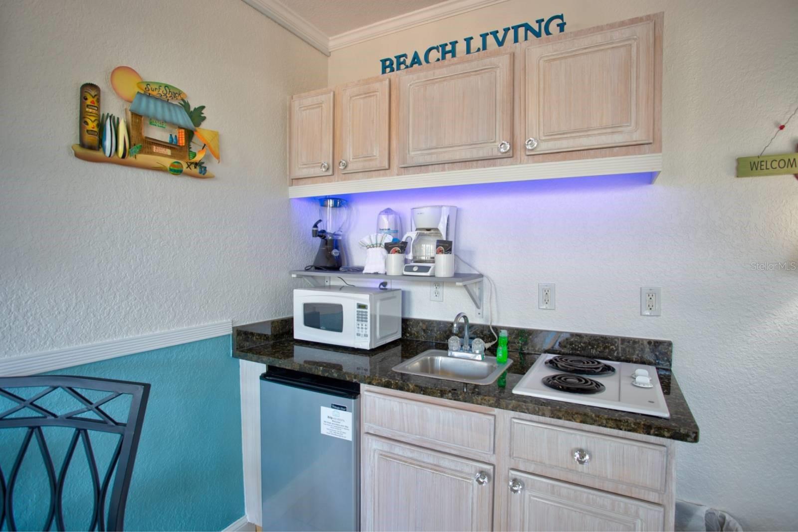 Image 2 of 17 For 16333 Gulf Boulevard 4