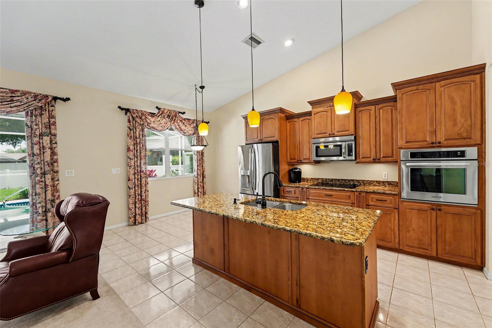 Image 11 of 42 For 2650 Velventos Drive