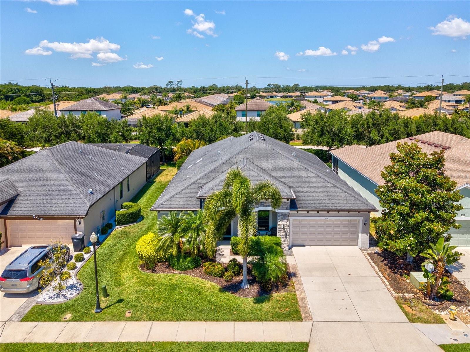 Image 2 of 94 For 740 Rosemary Circle