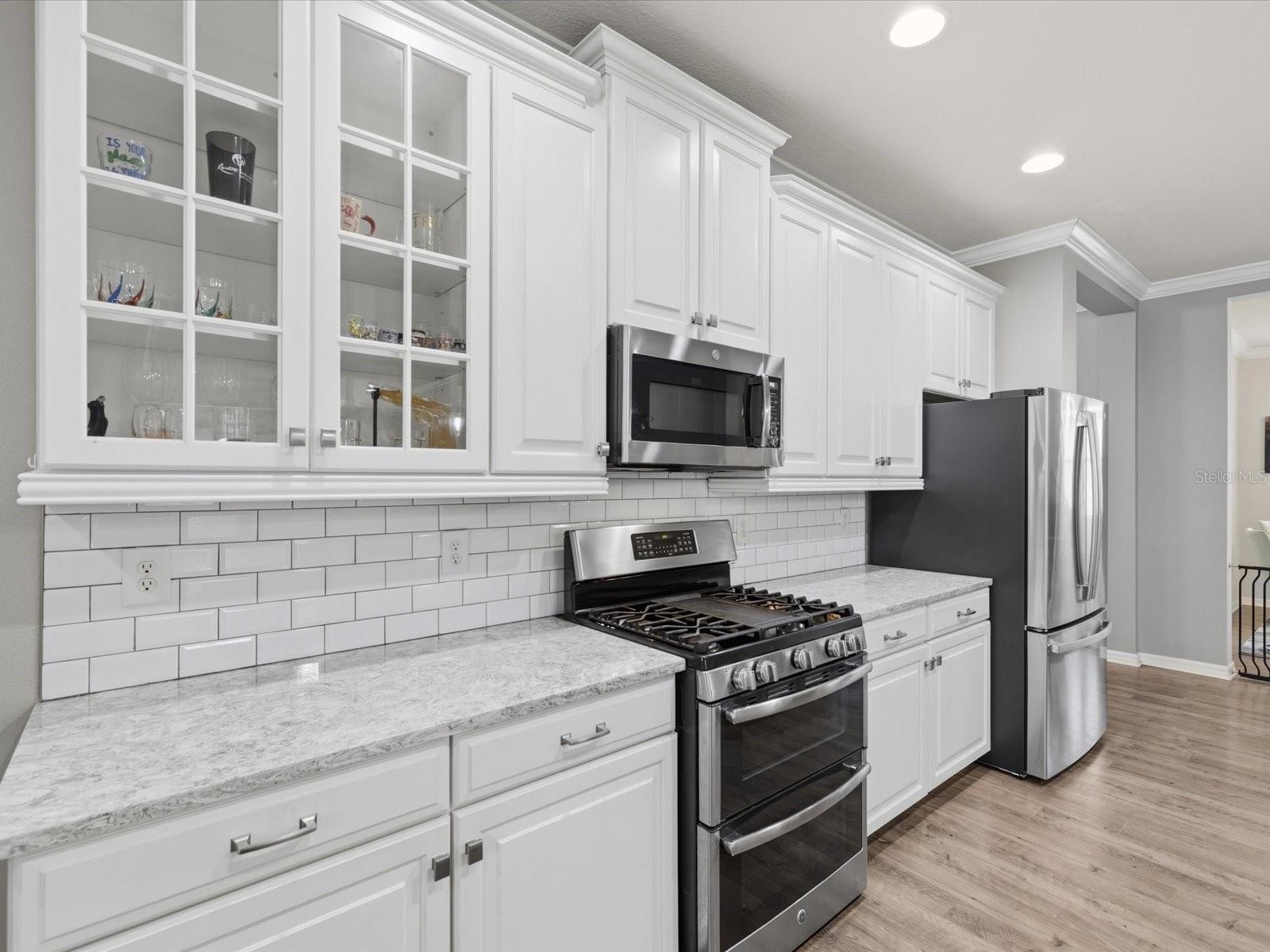 Image 36 of 94 For 740 Rosemary Circle