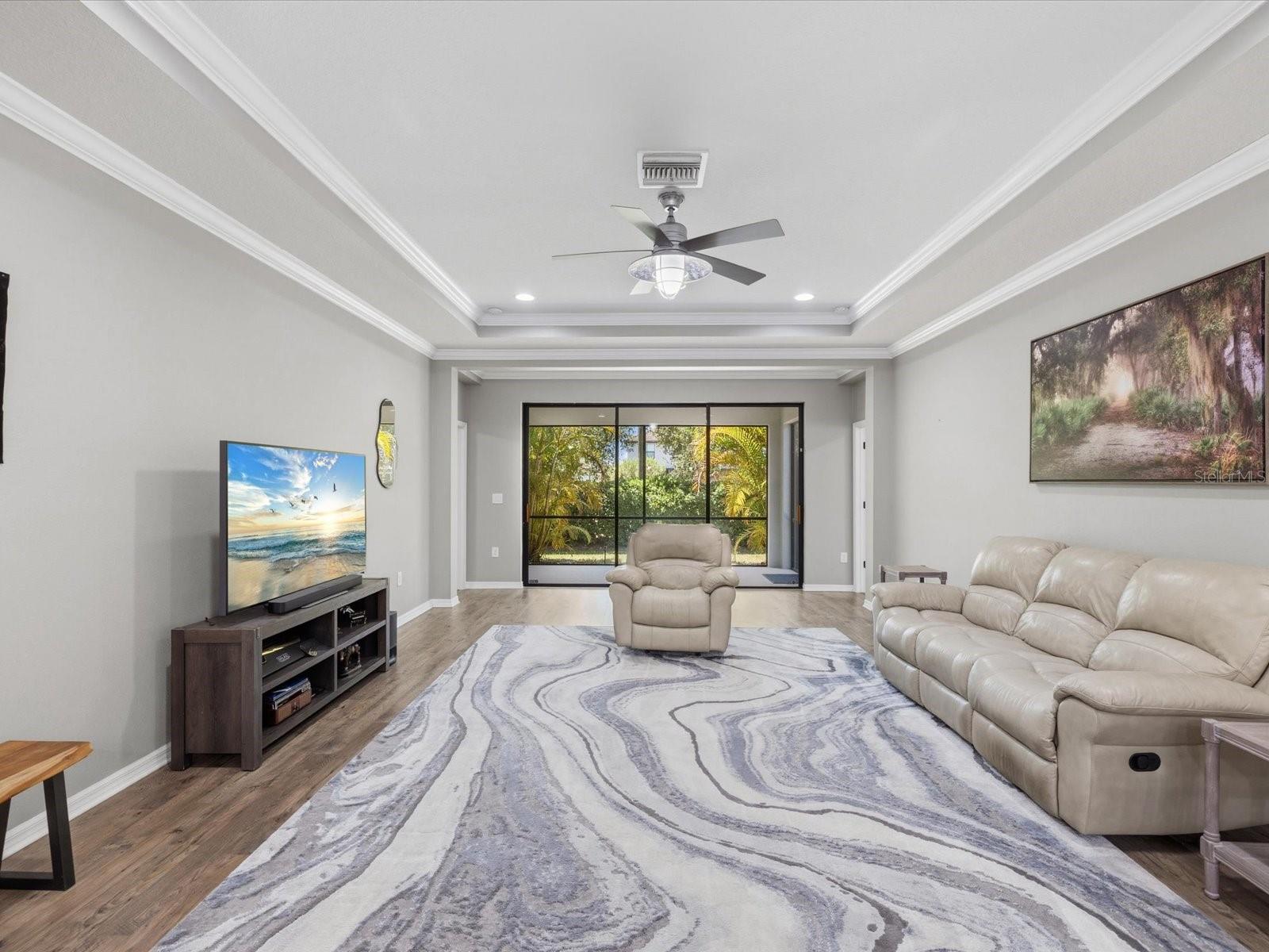 Image 6 of 94 For 740 Rosemary Circle