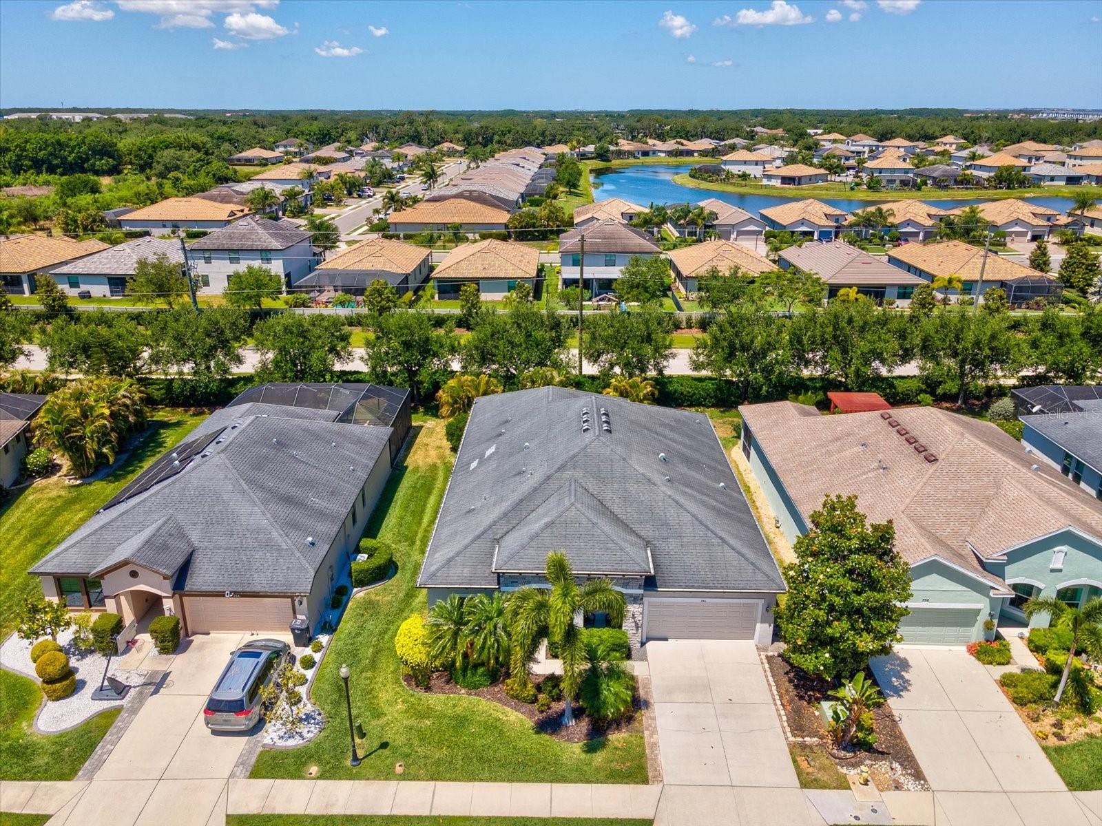 Image 67 of 94 For 740 Rosemary Circle