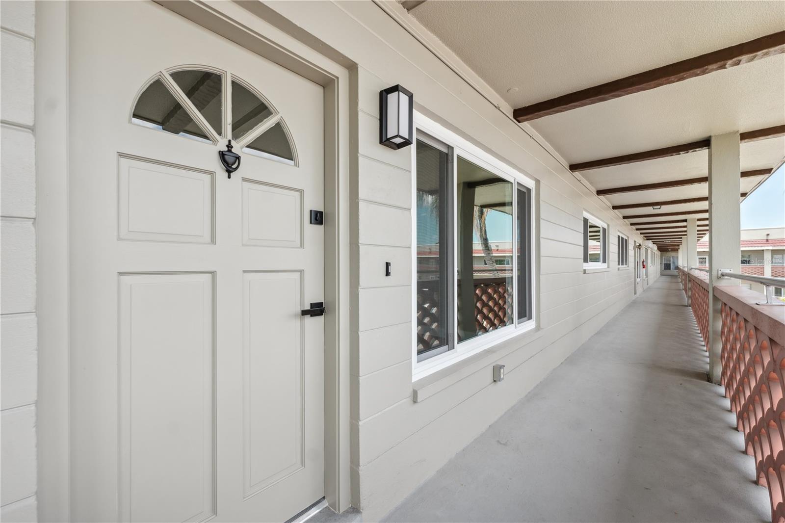 Image 2 of 23 For 2072 Australia Way W 42