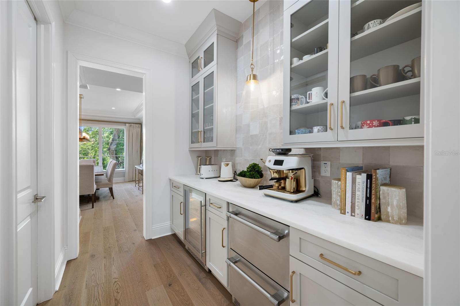 Image 20 of 100 For 2623 Parkview Street