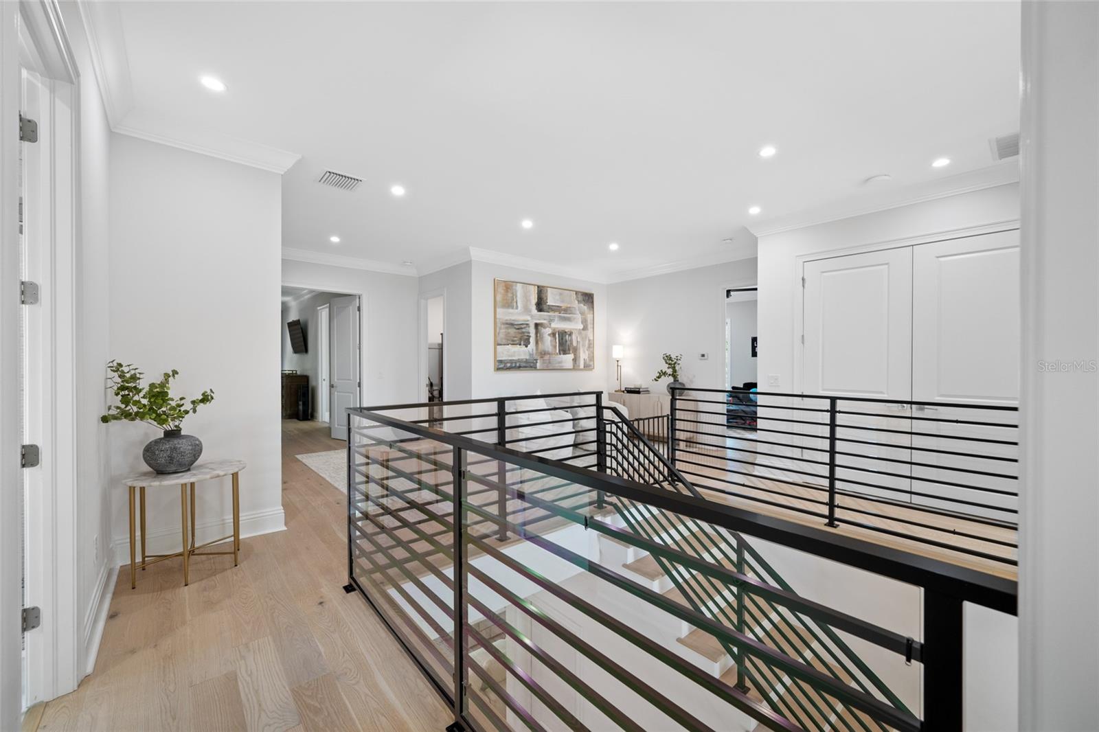 Image 40 of 100 For 2623 Parkview Street
